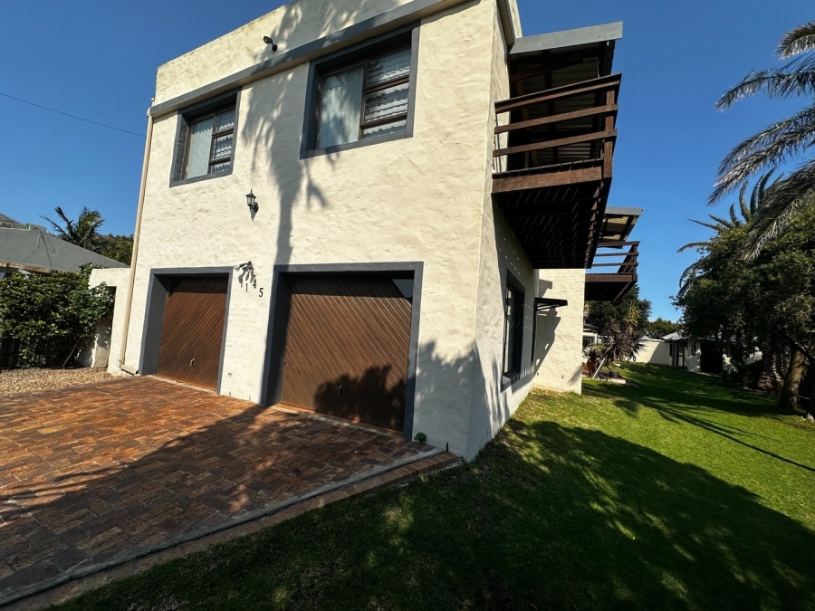 5 Bedroom Property for Sale in Pringle Bay Western Cape